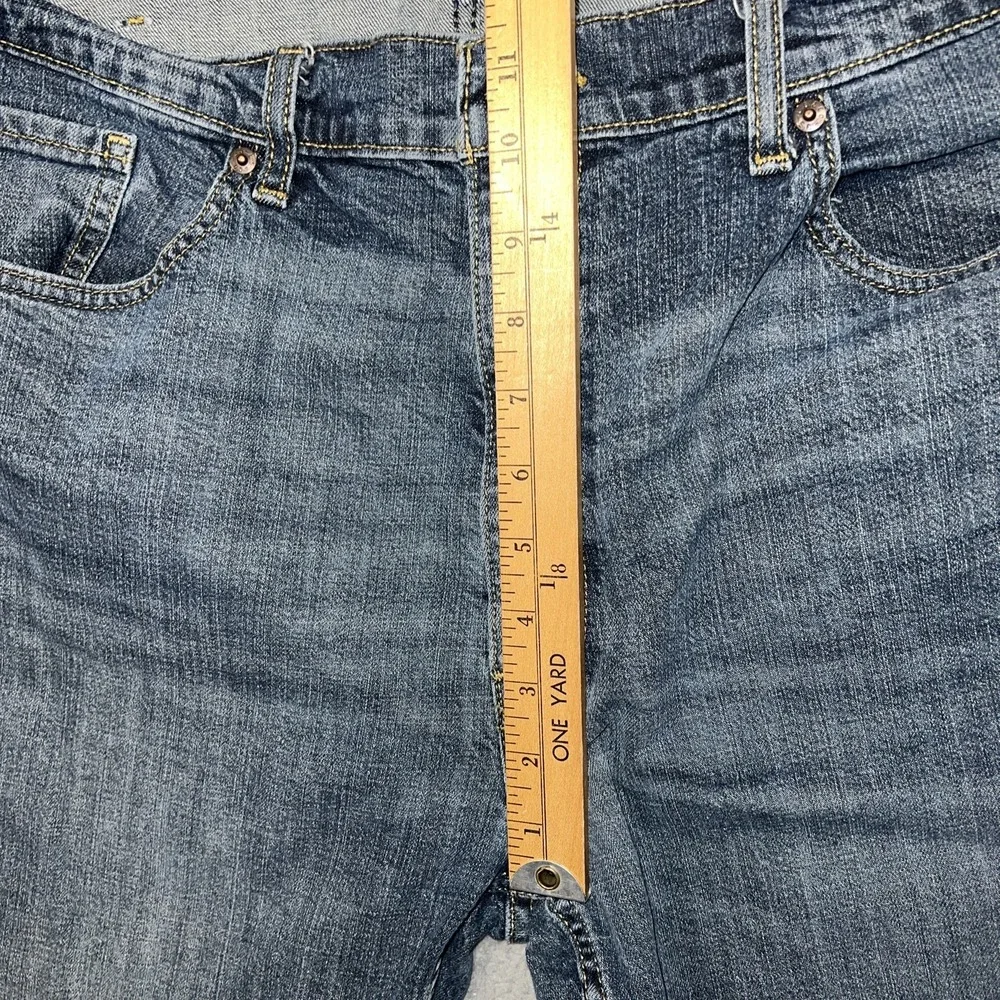 Levis levi signature